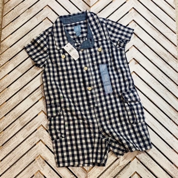 BNWT Gap Summer  Outfit 18-24Mo - Picture 1 of 2